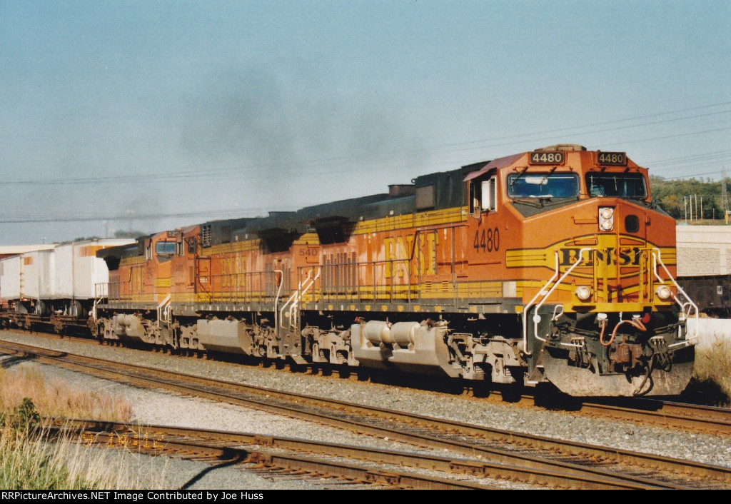 BNSF 4480 East